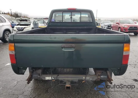 2000 Toyota Tacoma z USA, uszkodzony, nr VIN 4TAPM62N5YZ680785